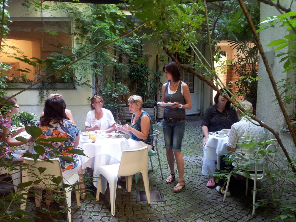 Hotel Wiener Kindl מראה חיצוני תמונה